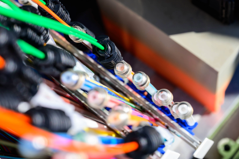 Was stimmt wirklich? Fünf Mythen über Glasfaser im Check